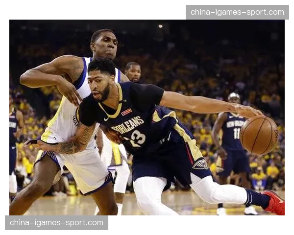 通讯：一场比赛中的节奏转换，详解勇士第三节的“一波流”如何形成