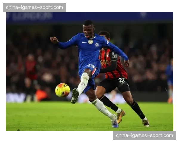 多家媒体证实，切尔西已接触朗斯中场安迪-迪乌夫，今夏或报价